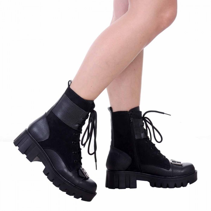 Bocanci cu Catarame din Piele Naturala si Piele Intoarsa Neagra - Cod B267